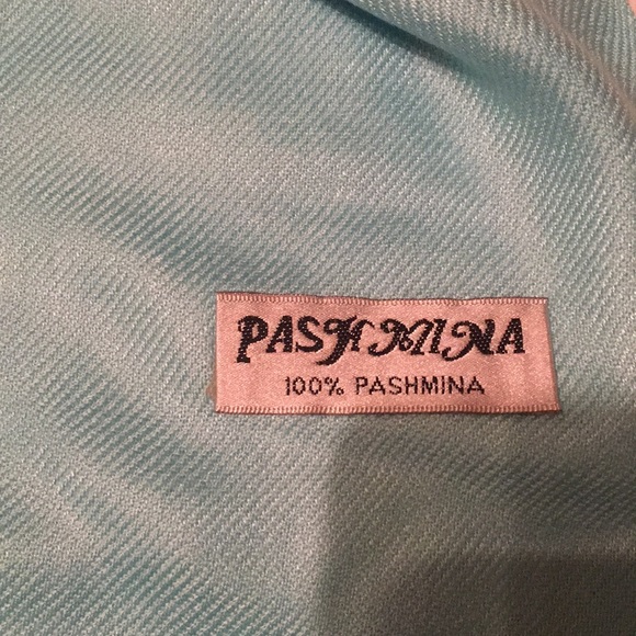 Pashmina - Picture 3 of 3
